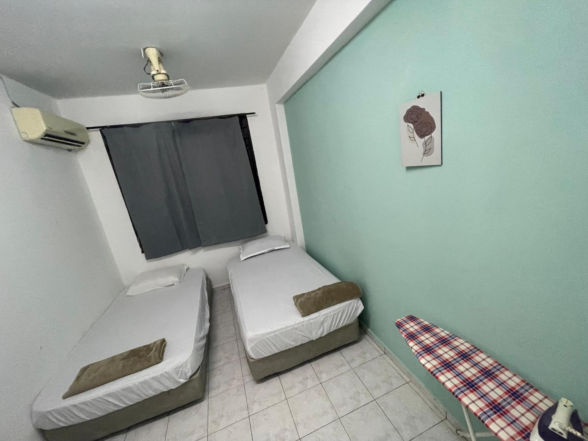 Blissful Breeze 4 Rooms & Netflix By Ezyroom Melaka 艾尔克如 外观 照片