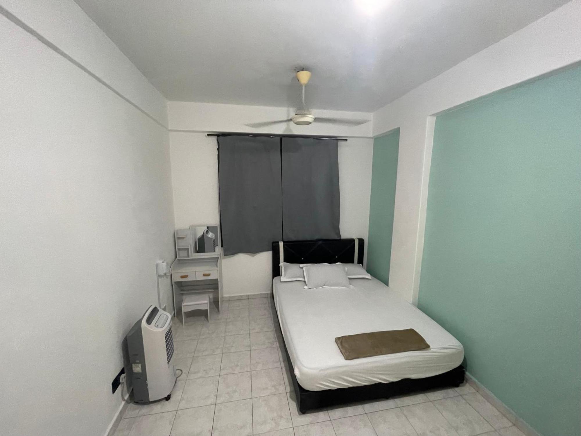 Blissful Breeze 4 Rooms & Netflix By Ezyroom Melaka 艾尔克如 外观 照片